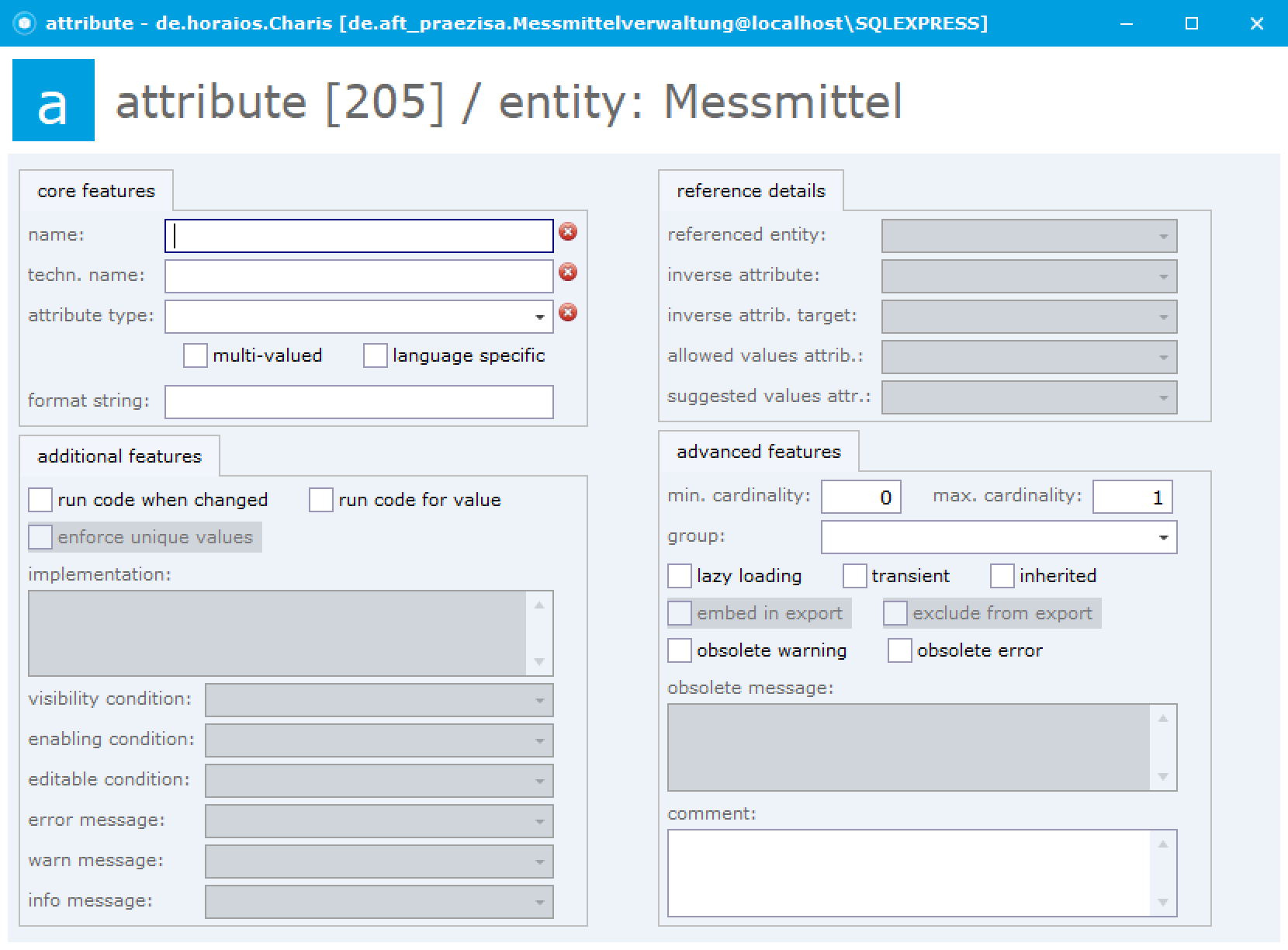 Leeres Formular attribute für die Entität Messmittel mit vier Bereichen: core features, additional features, reference details und advanced features.